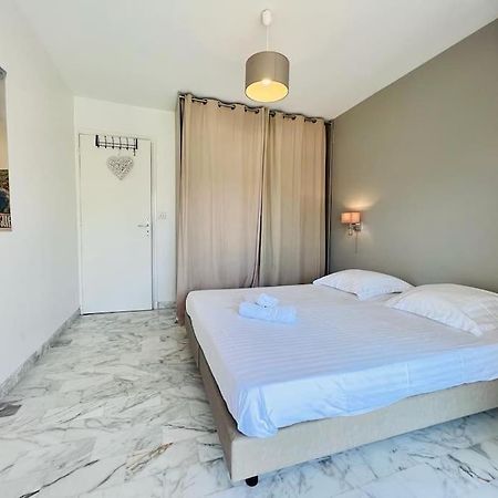 Le Pinede - Apt 4 Prs- Parking - Clim - 500M Plages Antibes Exterior photo